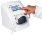 Advantages of Using a Peristaltic Pump to Transfer Liquids