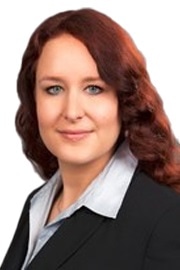 Dr. Kristin Folmert