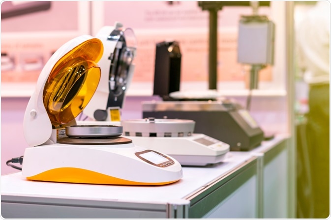moisture analyzer