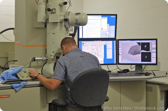 Man using electron miscroscopy