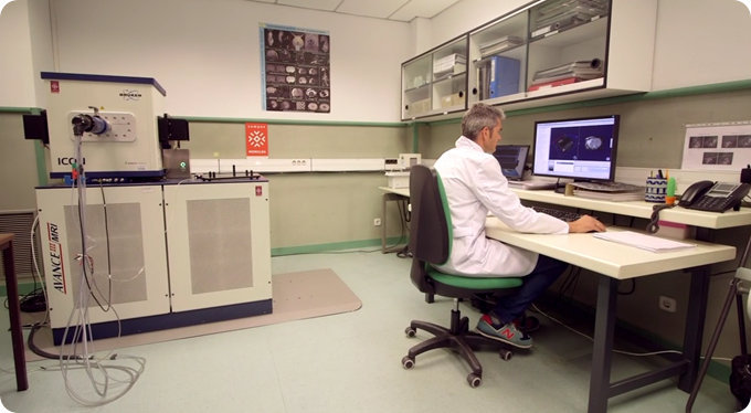low-field MRI