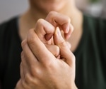 Mythbusting: Does Knuckle Cracking Really Lead to Arthritis?