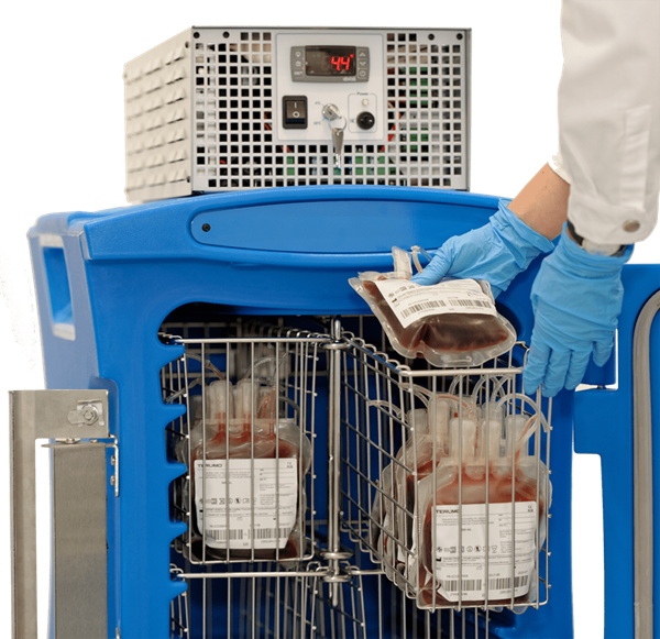 MT100 blood transport box with digital monitoring