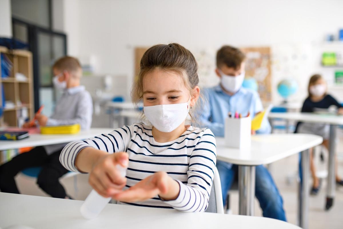Study: Cross-reactive adaptive immunity against coronaviruses in young children. Image Credit: Halfpoint/Shutterstock