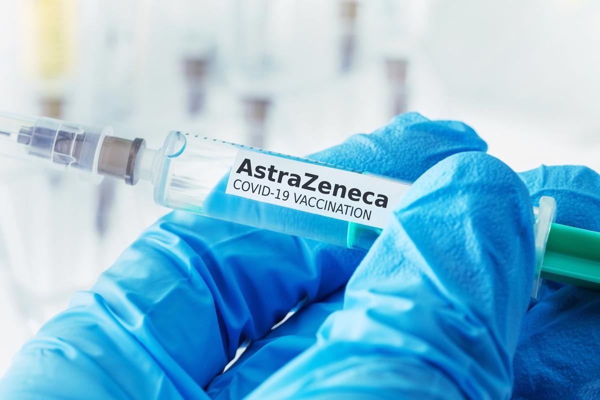 Study: Efficacy of ChAdOx1 vaccines against SARS-CoV-2 Variants of Concern Beta, Delta and Omicron in the Syrian hamster model. Image Credit: Tobias Arhelger/Shutterstock