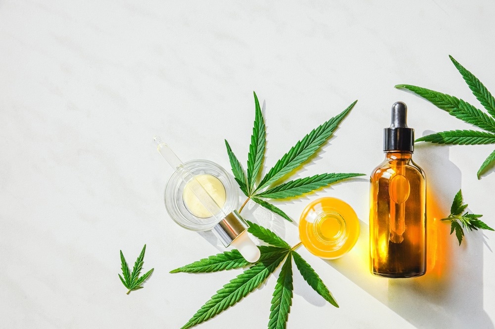 Study: Does cannabidiol make cannabis safer? A randomised, double-blind, cross-over trial of cannabis with four different CBD:THC ratios. Image Credit: IRA_EVVA / Shutterstock.com