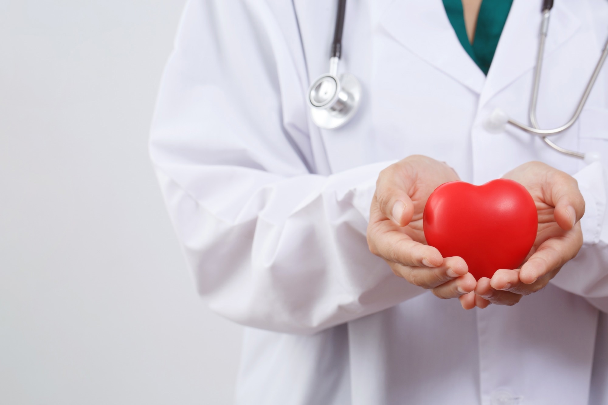 Study: Is anyone truly healthy? Trends in health risk factors prevalence and changes in their associations with all-cause mortality. Image Credit: gbeerredhot/Shutterstock.com
