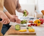 Dietary shifts to less processed foods significantly lower triglycerides in women