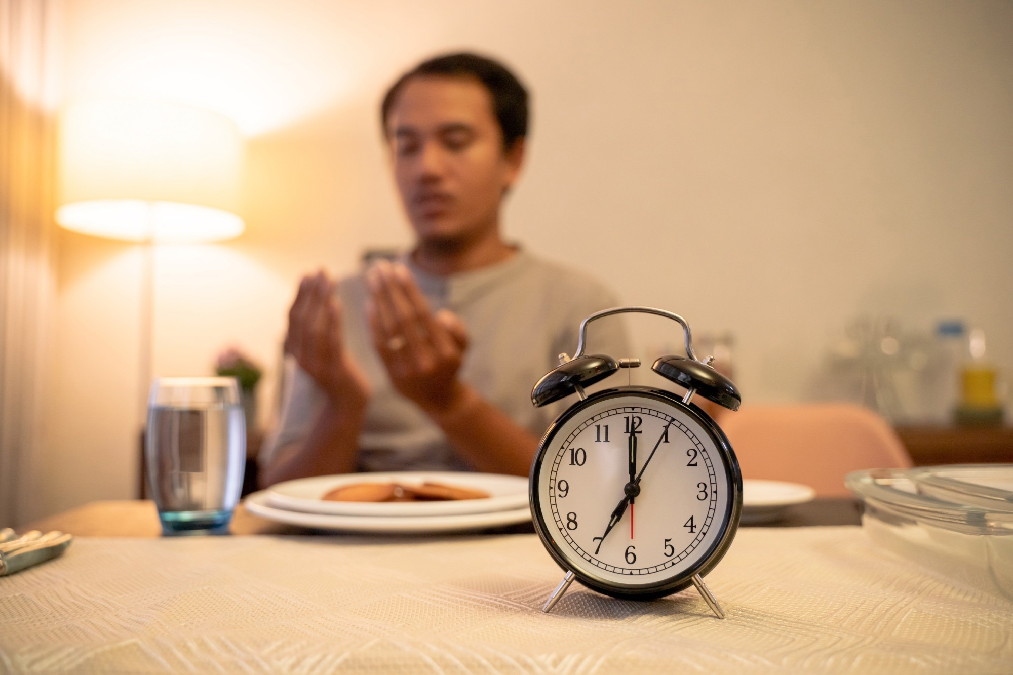 Study: Metabolomics of Ramadan fasting and associated risk of chronic diseases. Image Credit: Odua Images / Shutterstock