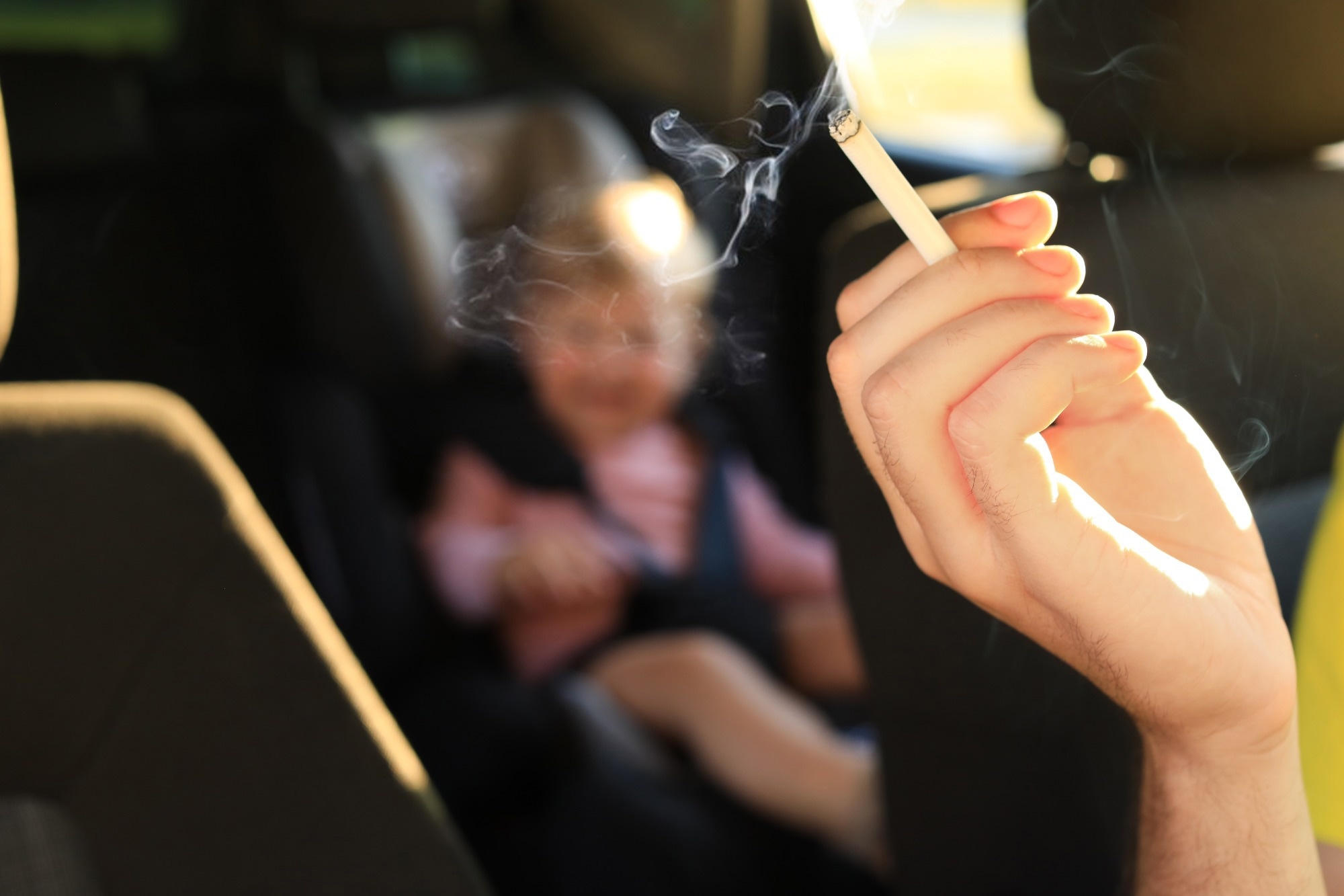 Study: Early-life exposure to tobacco, genetic susceptibility, and accelerated biological aging in adulthood. Image Credit: New Africa / Shutterstock