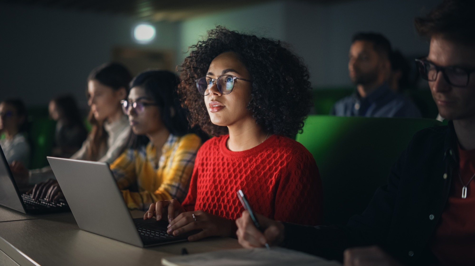 Study: An exploration into the causal relationships between educational attainment, intelligence, and wellbeing: an observational and two-sample Mendelian randomisation study. Image Credit: Gorodenkoff / Shutterstock.com