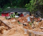 How do extreme weather conditions impact maternal health in low-income and middle-income countries?