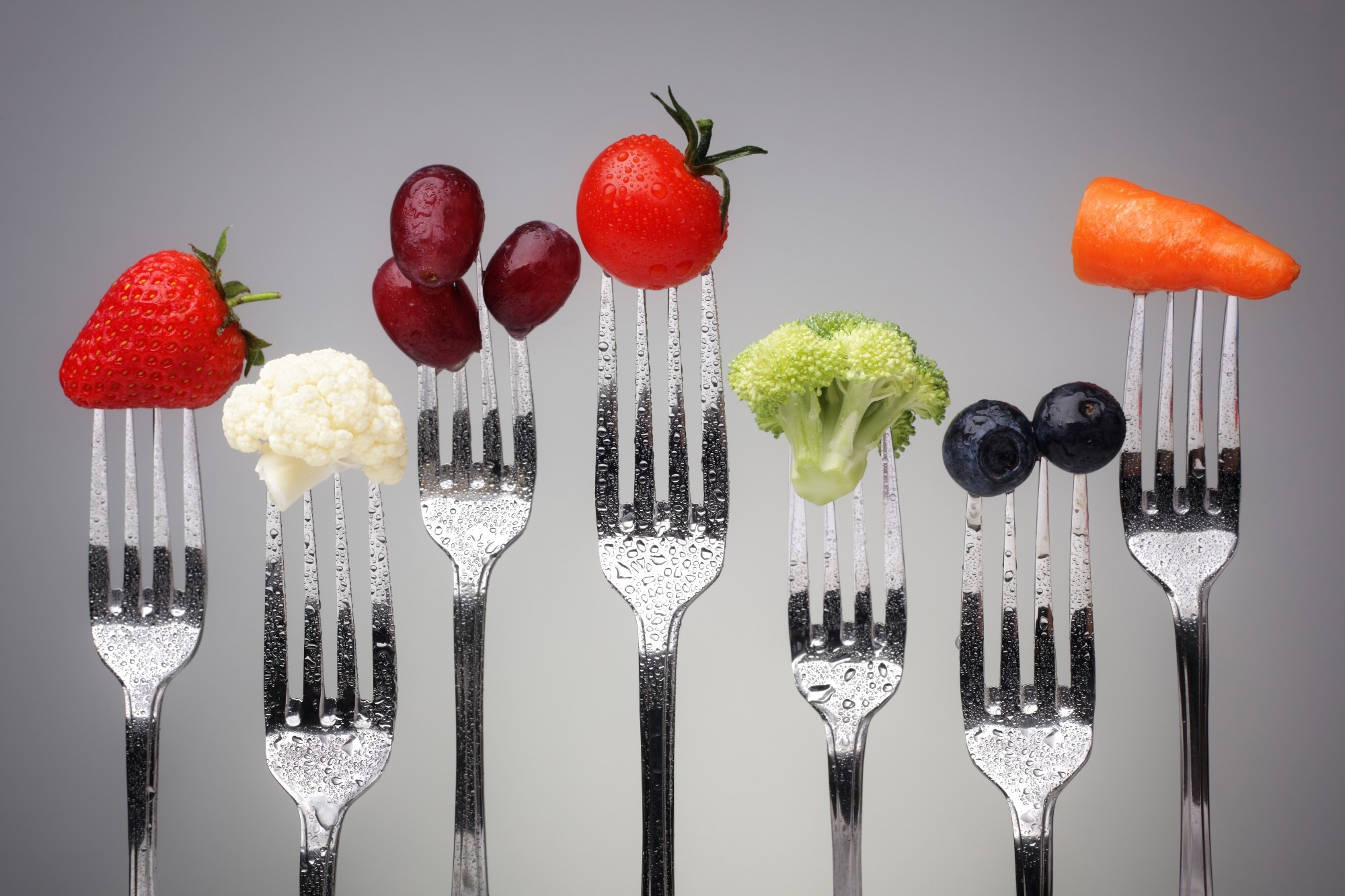 Study: From Olive Oil Lovers to Mediterranean Diet Lifestyle Followers: Consumption Pattern Segmentation in the Portuguese Context. Image Credit: Brian A Jackson / Shutterstock